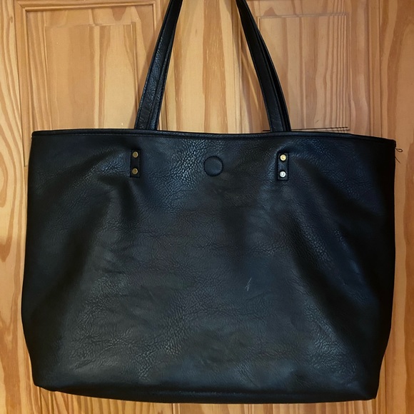 G.H. Bass reversible tote - Picture 2 of 4